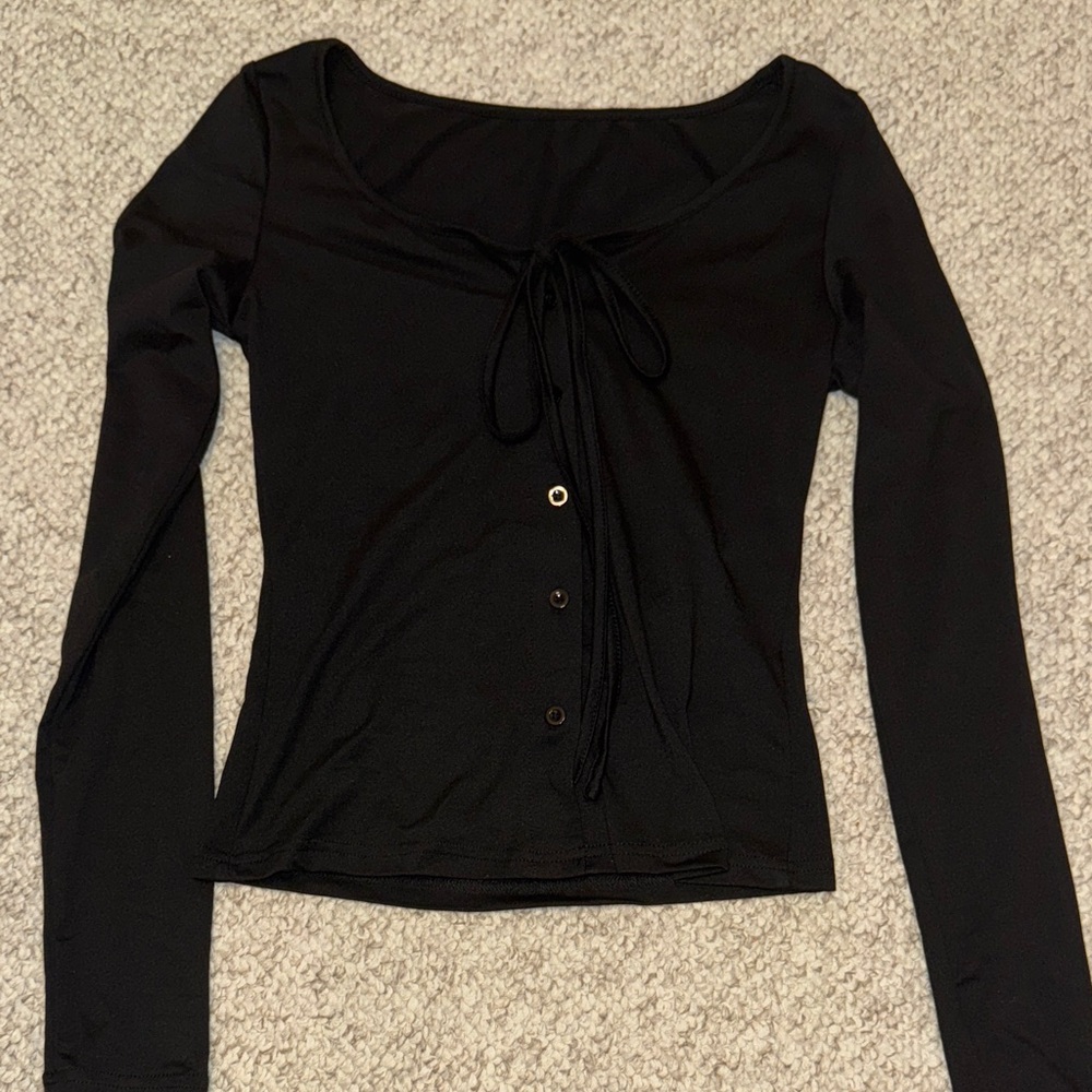 SHEIN Black Long Sleeve Buttoned Top with tie accent